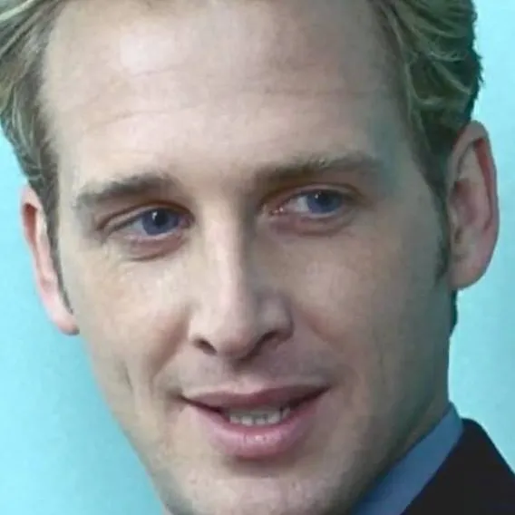 chat with ai character: Glenn Talbot 