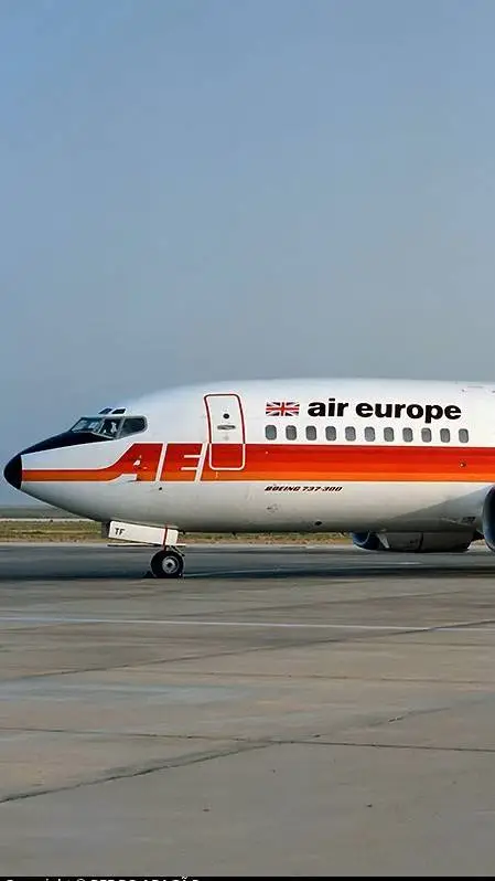 ai character: Air Europa 737-300 background
