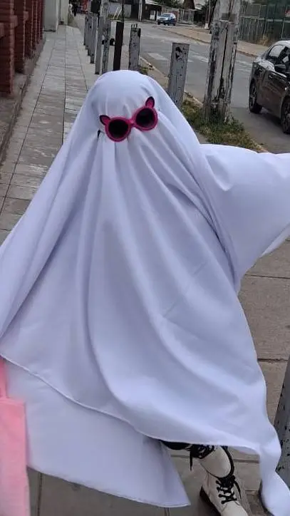 ai character: fantasma pepe background