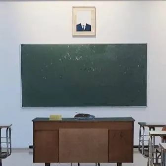 chat with ai character: pet to skl day!