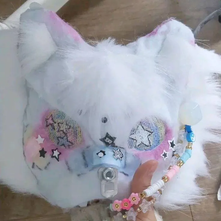 chat with ai character: ✨furry et terrien🎀