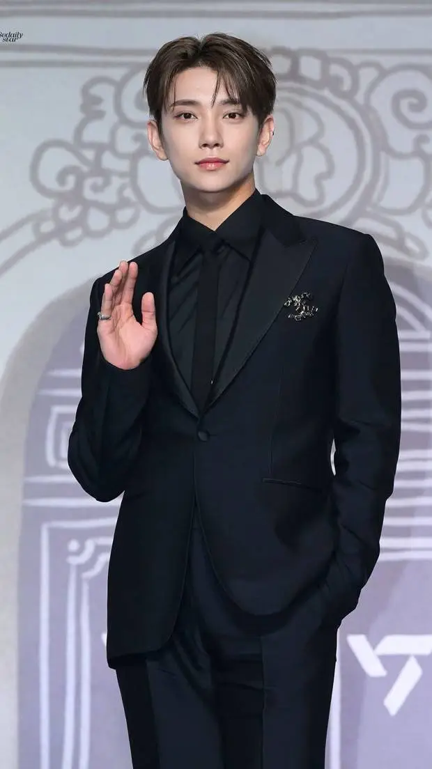 ai character: 𝙹𝚘𝚜𝚑𝚞𝚊 ✯ background