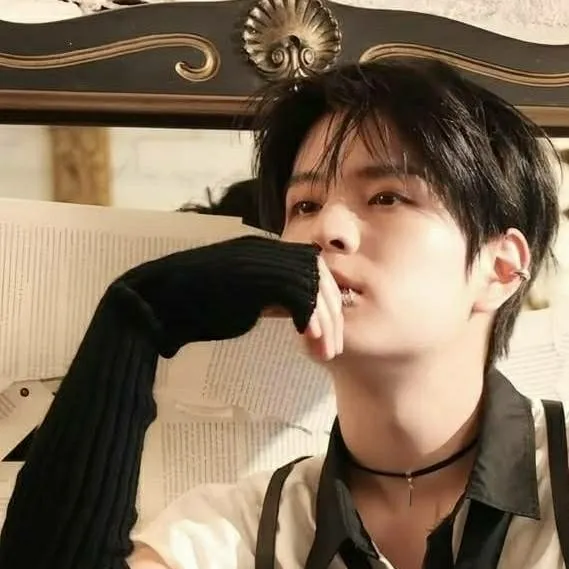 chat with ai character: Seungmin 