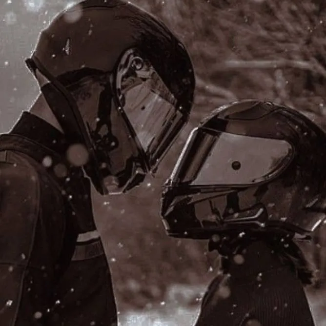 chat with ai character: ❤Biker bestfriend❤