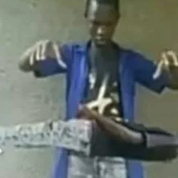 chat with ai character: pablo