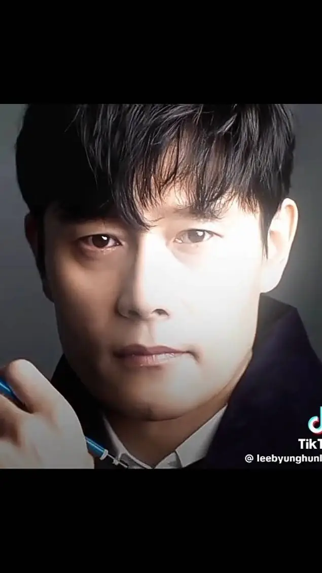 ai character: 💗Lee Byung-hun💗 background
