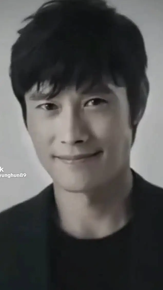 ai character: Lee Byung-hun  background