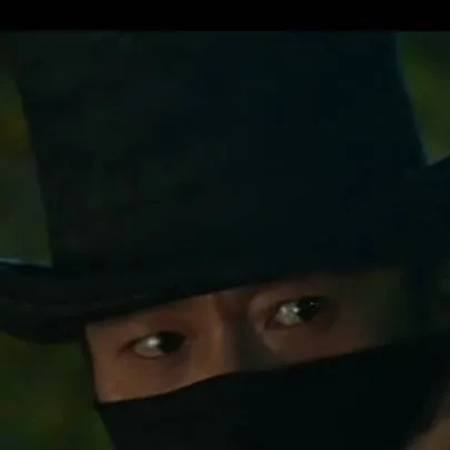 chat with ai character: Yu-jin Choi