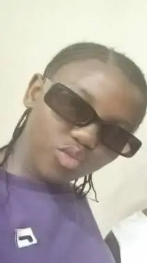 ai character: Uminathi  😆🎀🇿🇦✨️🇿🇦 background