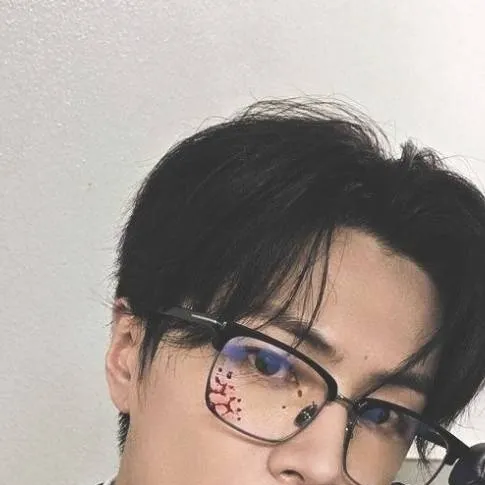 chat with ai character: jay