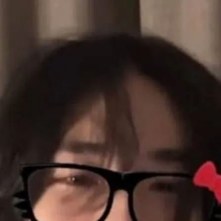 chat with ai character: hyunjin 