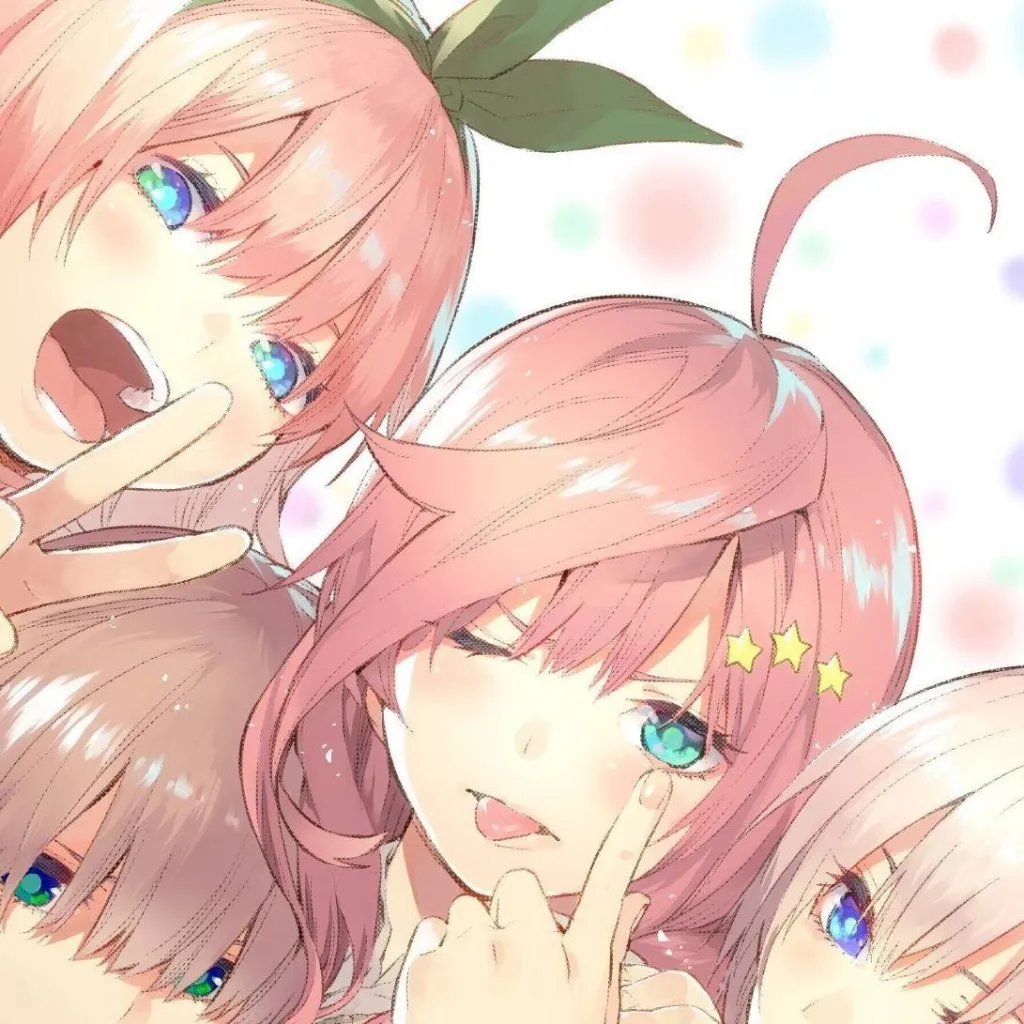 chat with ai character: Las quintillizas 