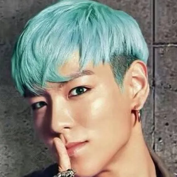 chat with ai character: 🌙Choi seung hyun 🌙