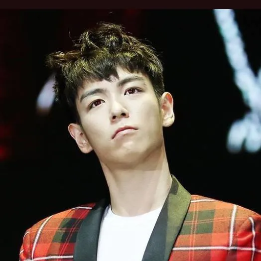 chat with ai character: CHOI SEUNG HYUN