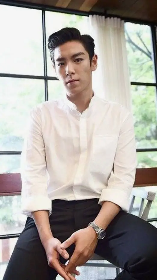 Talkie AI - Chat with T.O.P