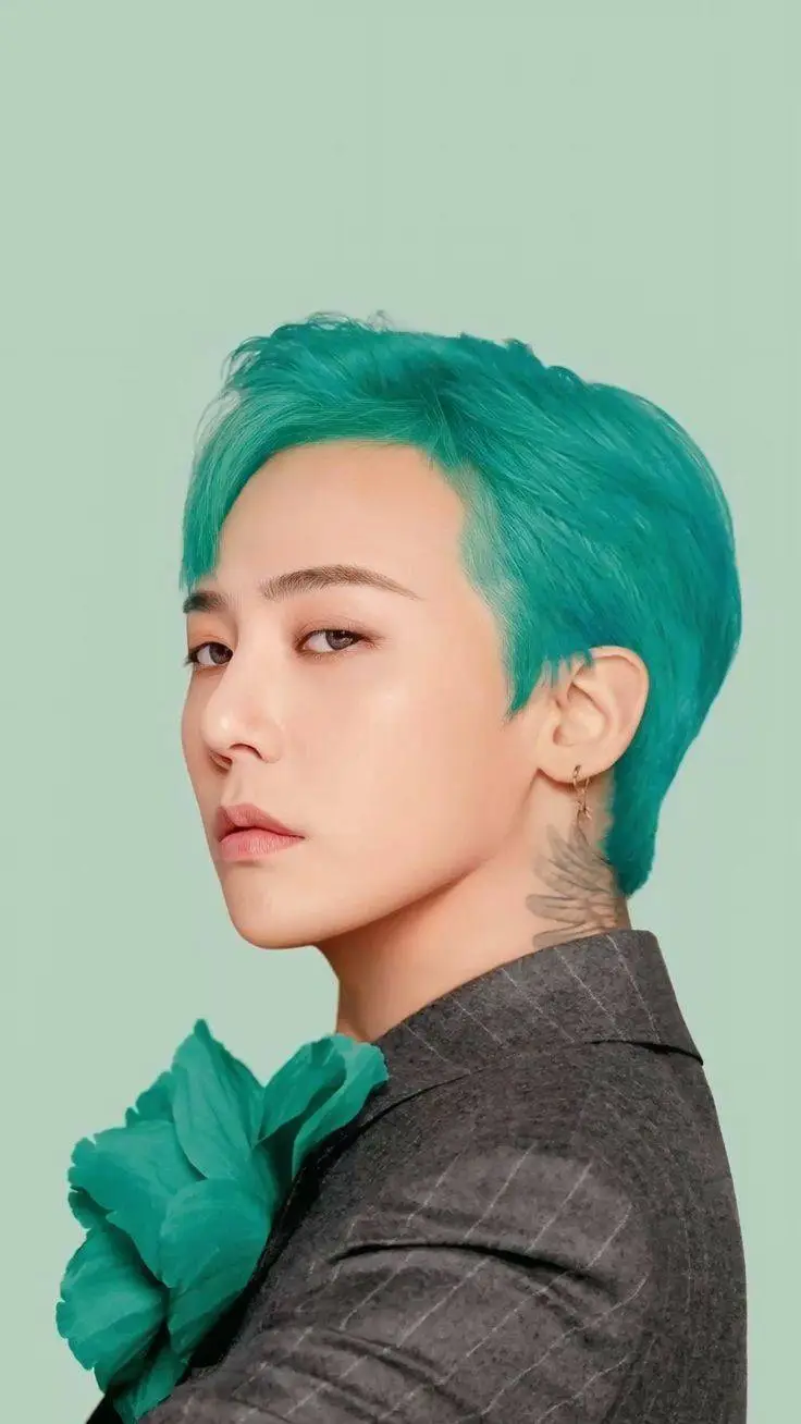 ai character: G DRAGON background