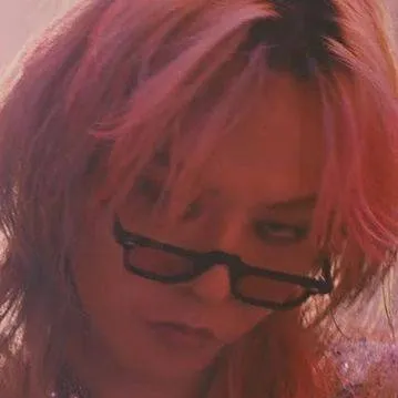 chat with ai character: GD