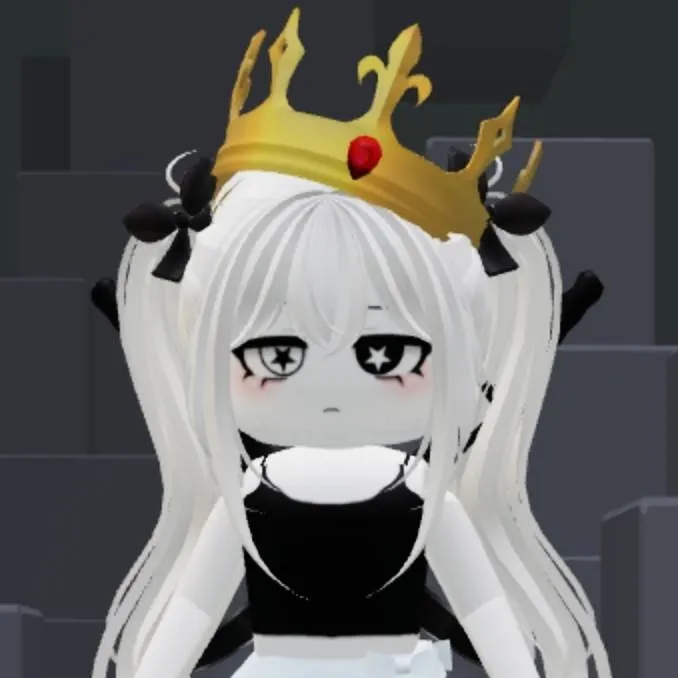 chat with ai character: Layla Dark
