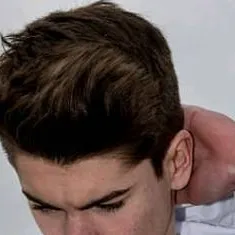 chat with ai character: Davide 🫣