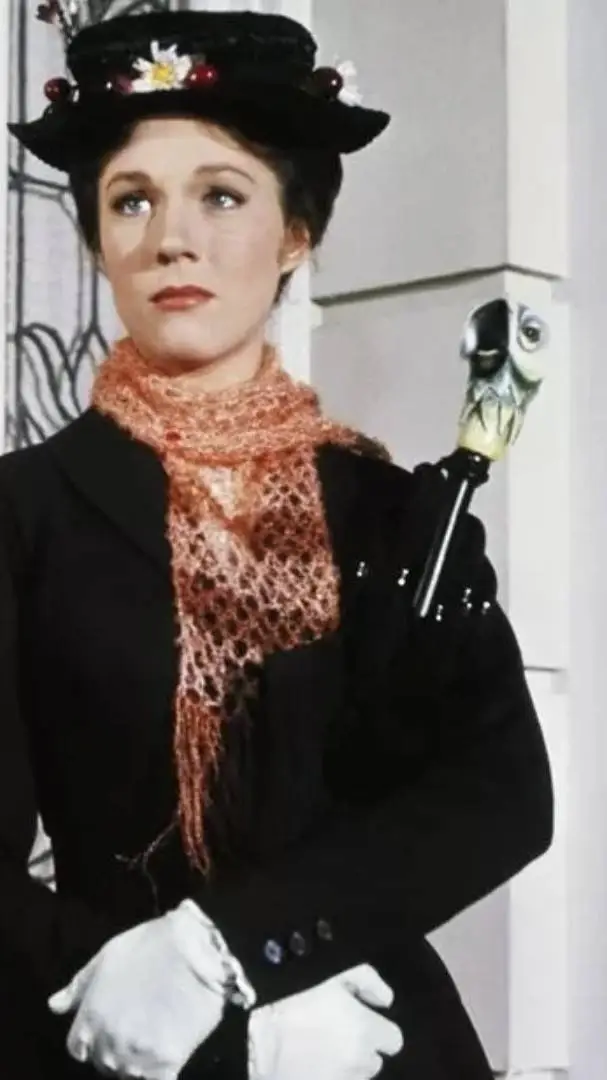 ai character: Mary Poppins background