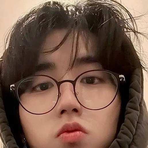 chat with ai character: Han Jisung 