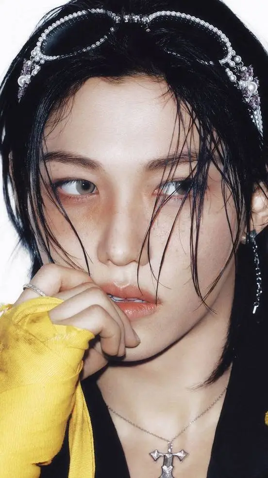 ai character: Felix background