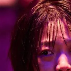 chat with ai character: Kim Si-Eun