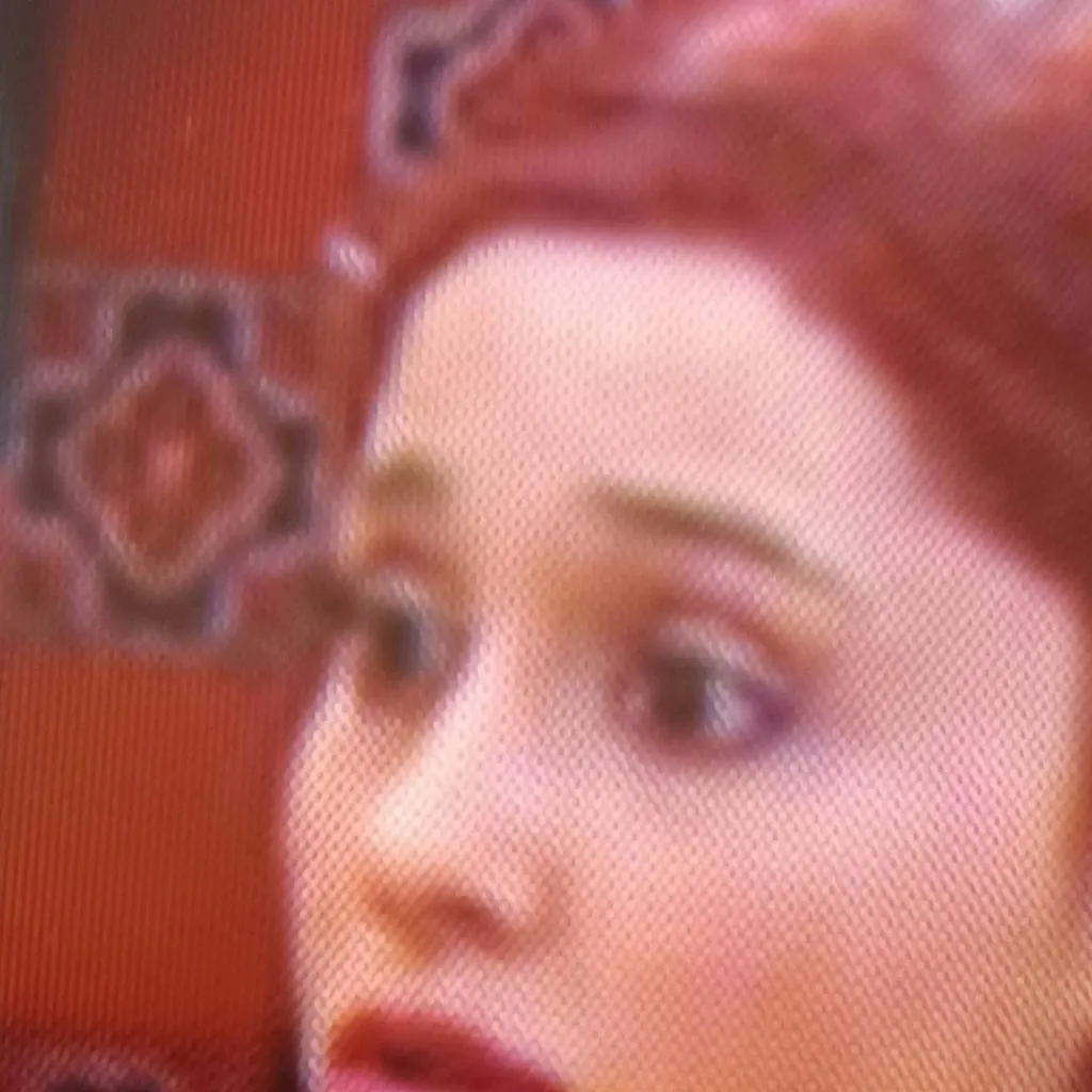 chat with ai character: Cat Valentine