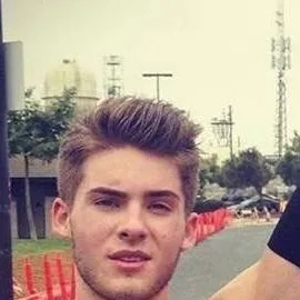 chat with ai character: Calvin