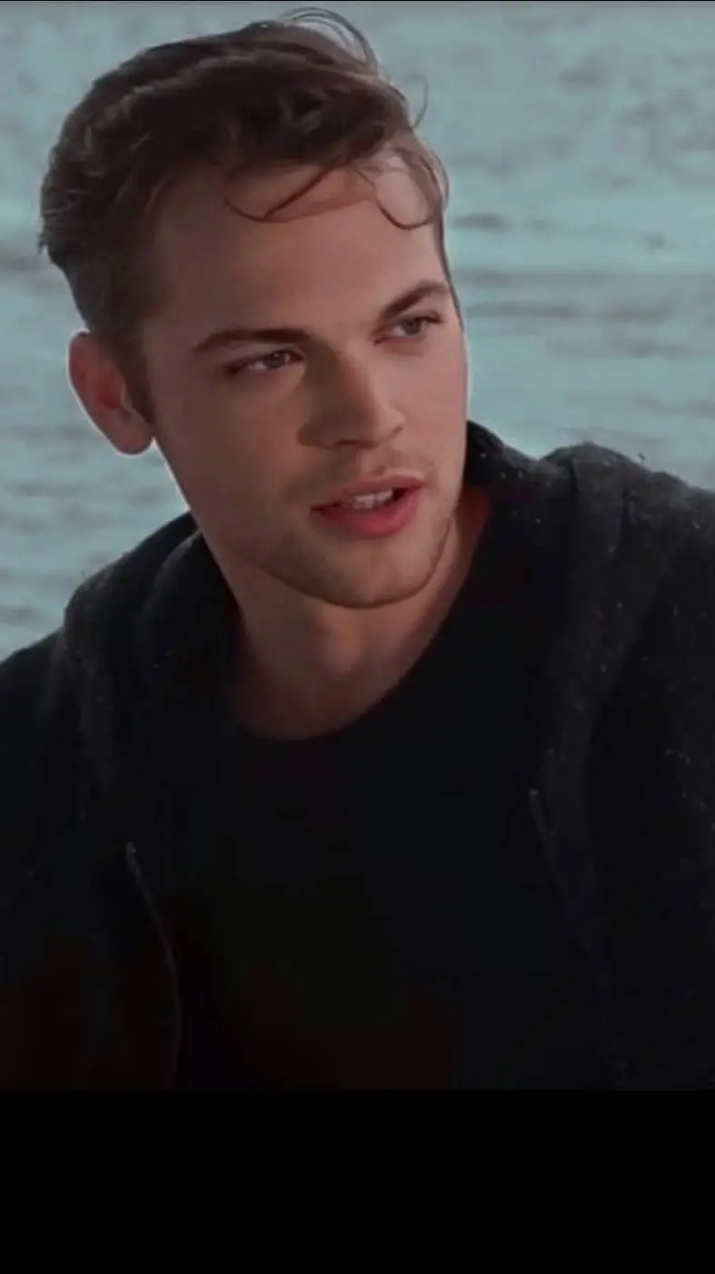 ai character: Evan background