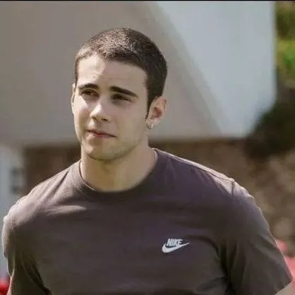 chat with ai character: Ares