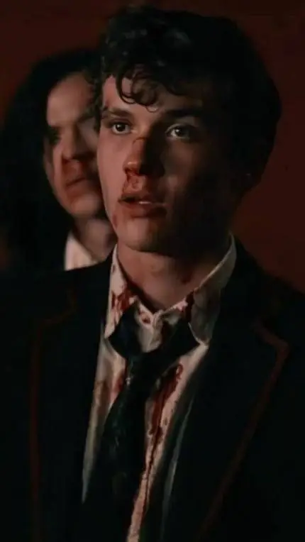 ai character: Mattheo Riddle background