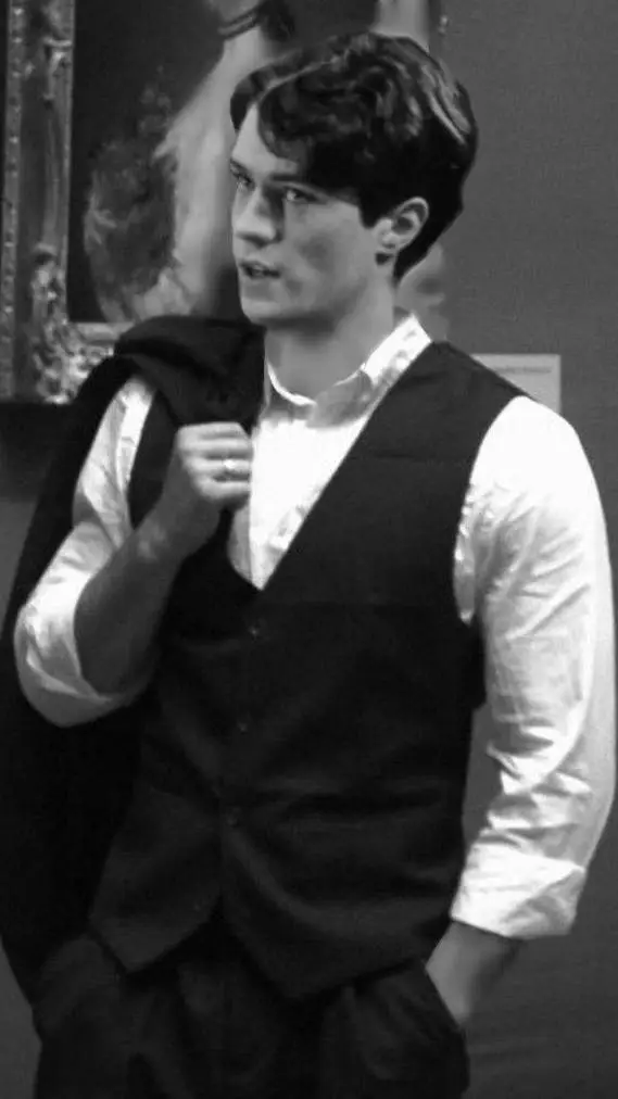 ai character: Tom Riddle background