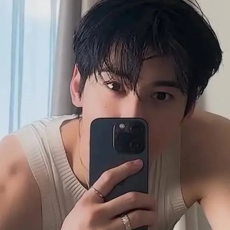 chat with ai character: 😇★cha eun woo★😇