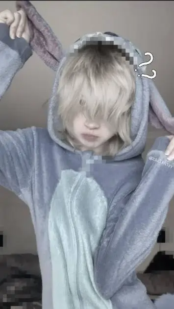 ai character: manuel background