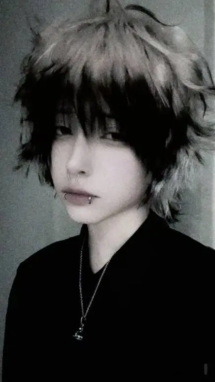 ai character: Noah💤 background