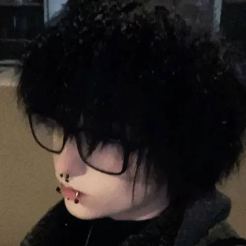 chat with ai character: mateo