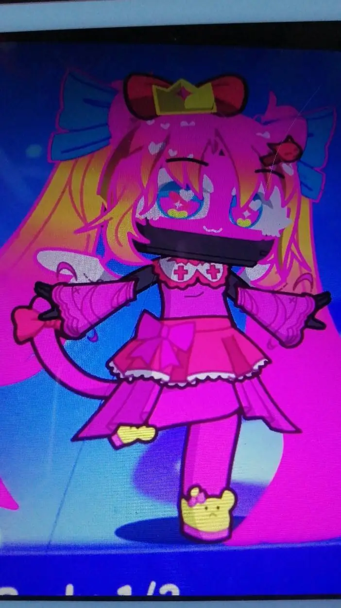 ai character: Harriet chan(me)  background