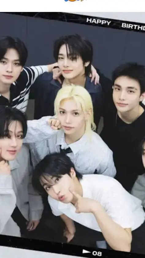 ai character: das ist Starykids background