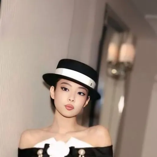 chat with ai character: Jennie 