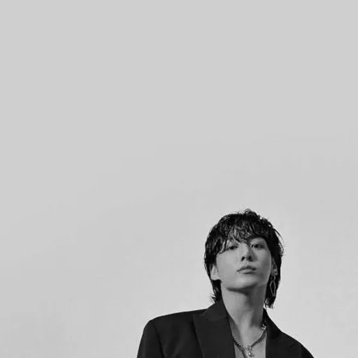 chat with ai character: Jeon Jungkook 
