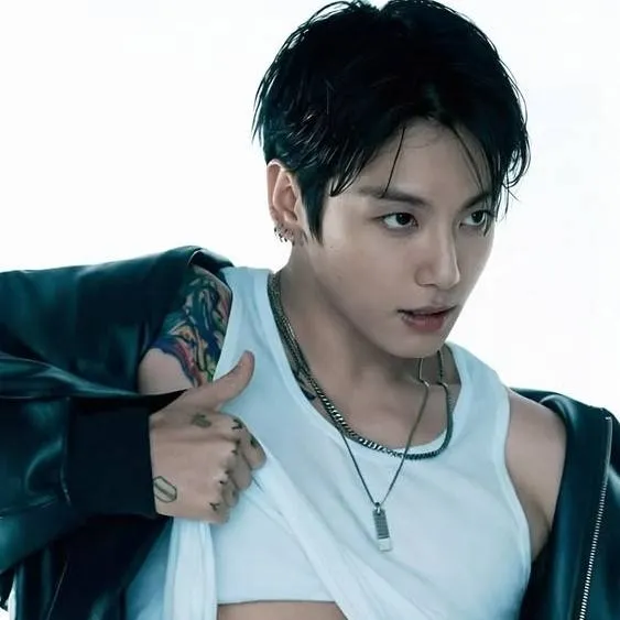 chat with ai character: Jeon Jungkook 