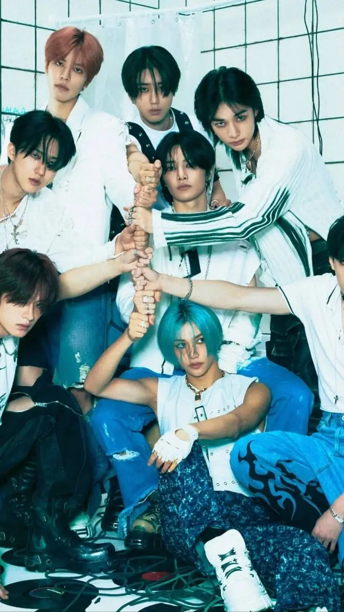 ai character: skz x katseye  background