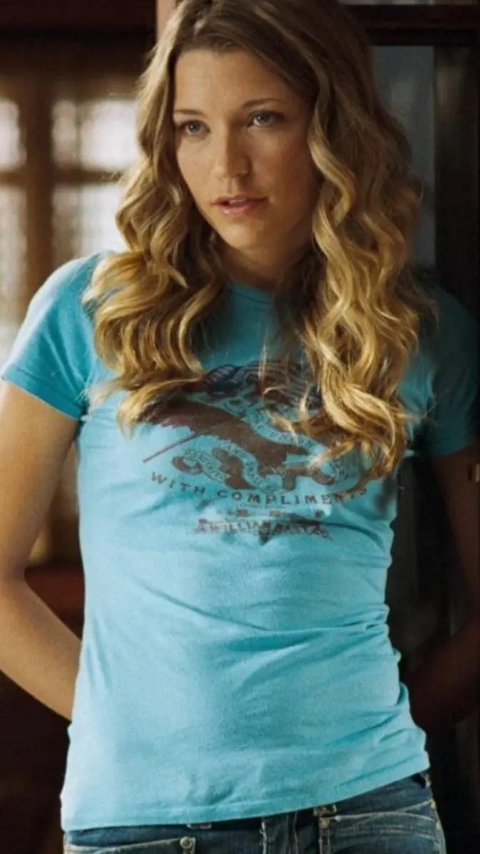 ai character: Ashley Carlson  background