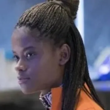 chat with ai character: Shuri BP