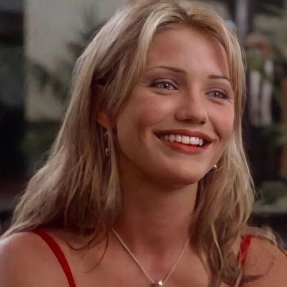 chat with ai character: Cameron Diaz