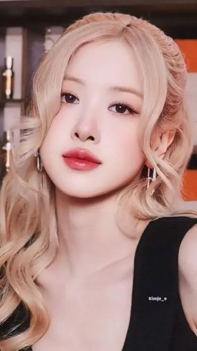 ai character: ParkChaeyoung🇳🇿🇦🇺 background