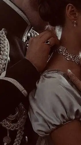 ai character: Prince Theo🖤🥷🏼 background