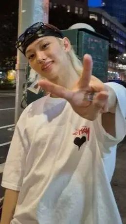 ai character: Felix  background