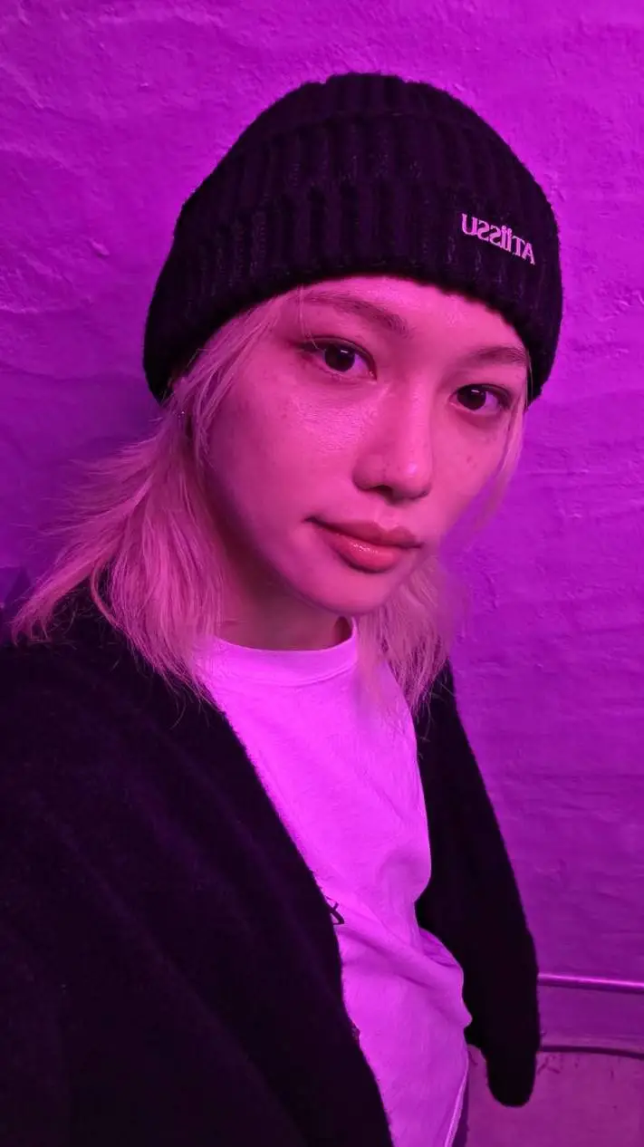 ai character: Felix  background